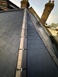 Roofers in Chingford